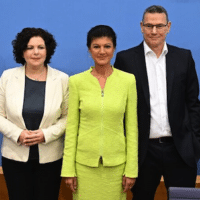 Board members of the association “BSW - For Reason and Justice” Lukas Schön (lr), Amira Mohamed Ali, Sahra Wagenknecht, Ralf Suikat and Christian Leye (Berlin, Monday)